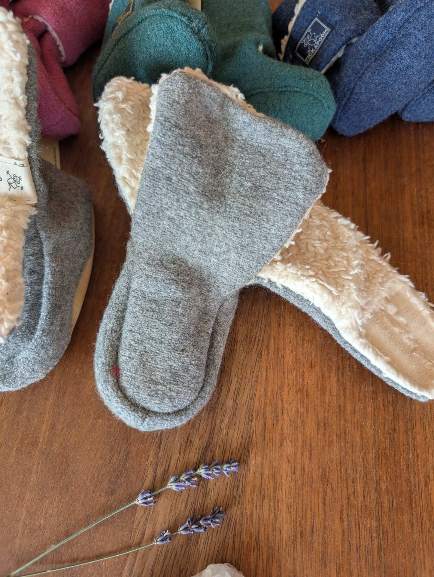 Pickapooh - Organic Boiled Wool - Organic Cotton Sherpa lined - Baby Booties - Nature's Wild Child
