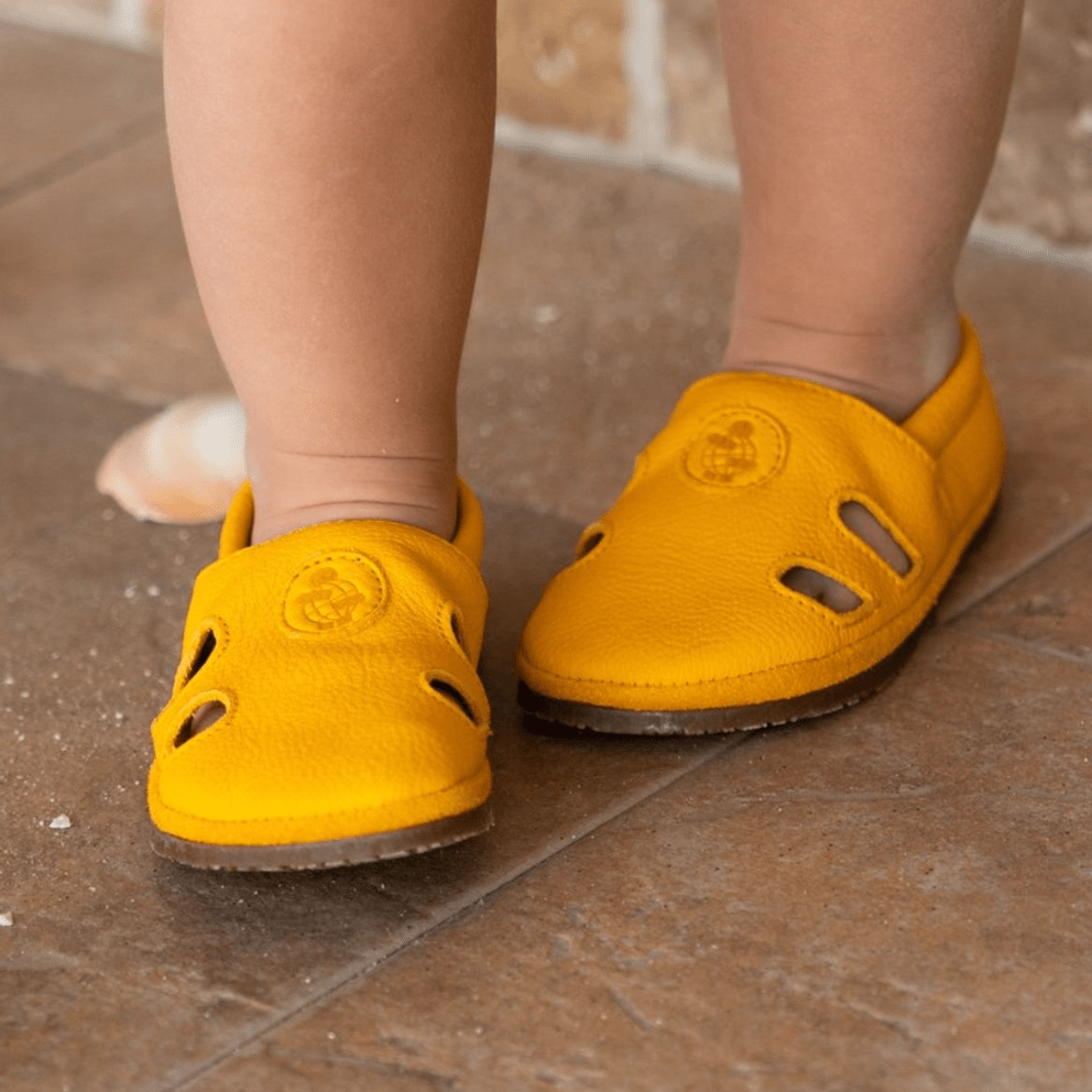 NEW! Pololo - Vegetable Tanned Leather - Barefoot Sandal - Baby & Kids (3 colors) - Nature's Wild Child
