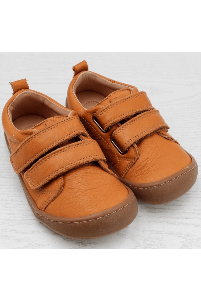NEW! Pololo - Vegetable Tanned Leather - Barefoot Velcro Shoe - Baby & Kids (3 colors) - Nature's Wild Child