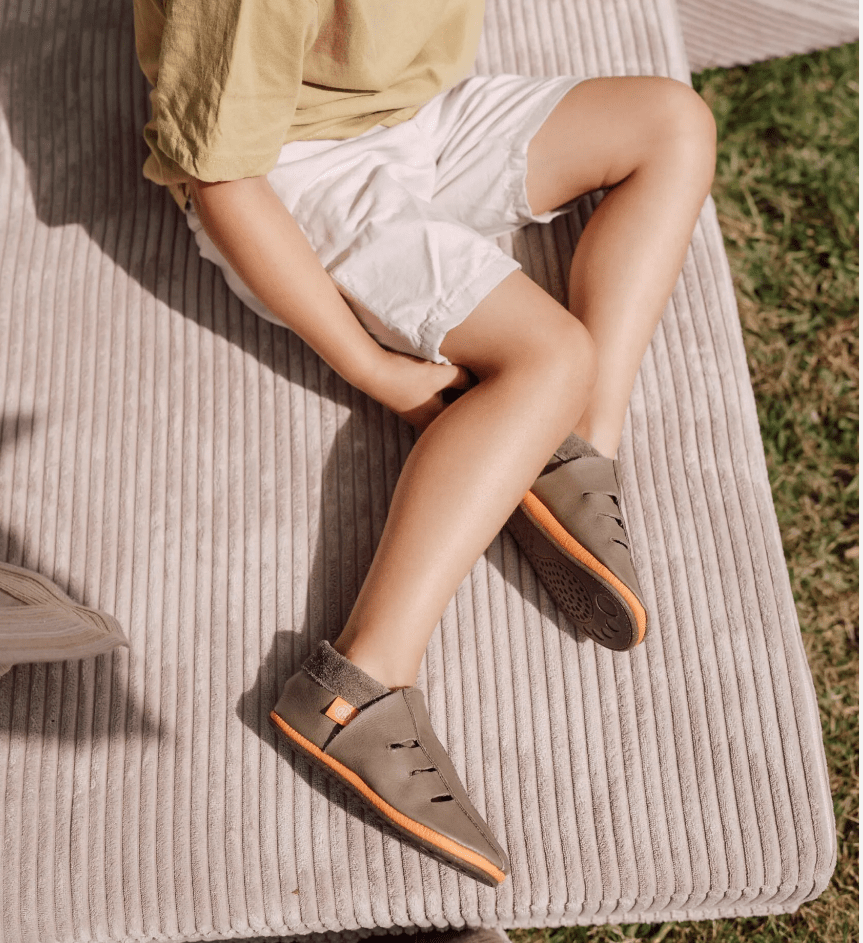Orangenkinder - Vegetable Tanned - Baby & Kids Barefoot Sandals - Nature's Wild Child